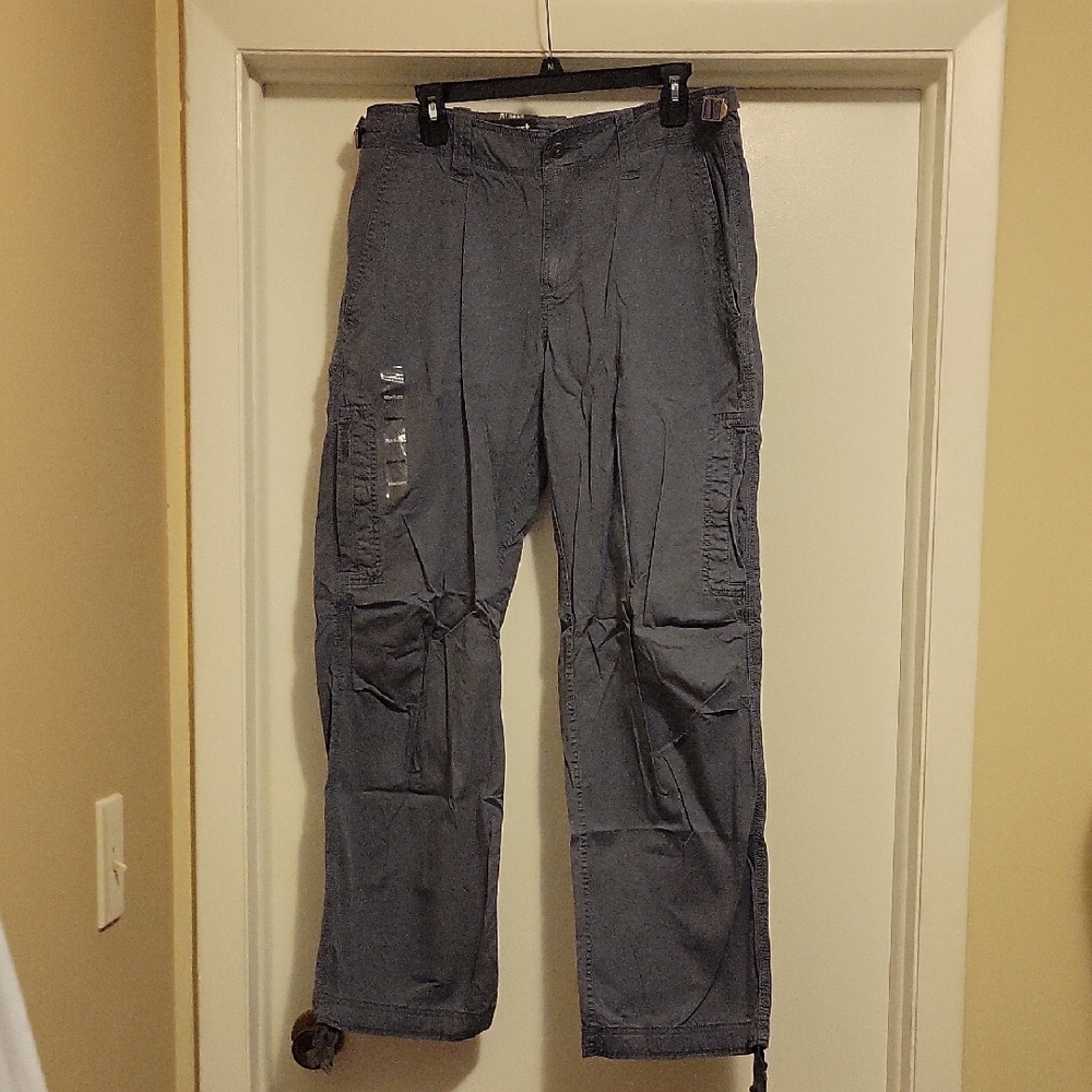 NWT: VURT Vintage Adjustable Waistband Cargo Pants
